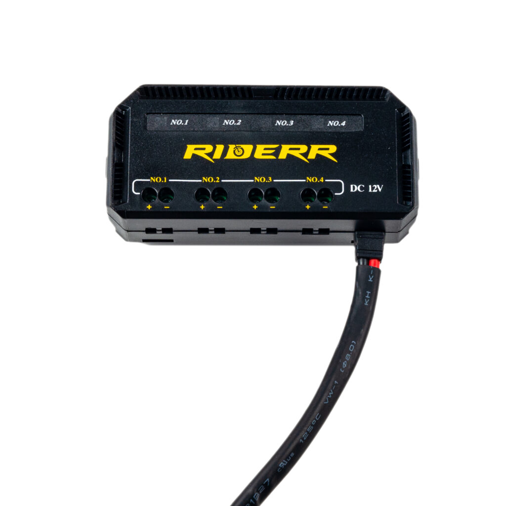 Riderr Fuse Hub – Motorcycle fuse box for safe electrical management.