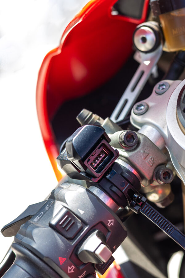 USB-A Handlebar Charger - Image 2